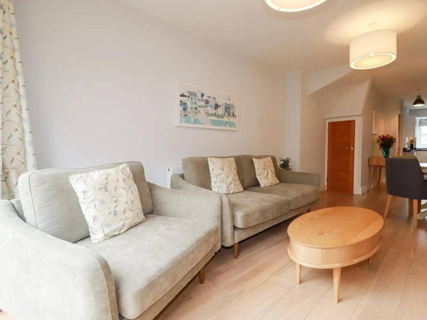 Luxury 3-Bed House, Beach 300M, Sleeps 6, Parking New Quay Esterno foto